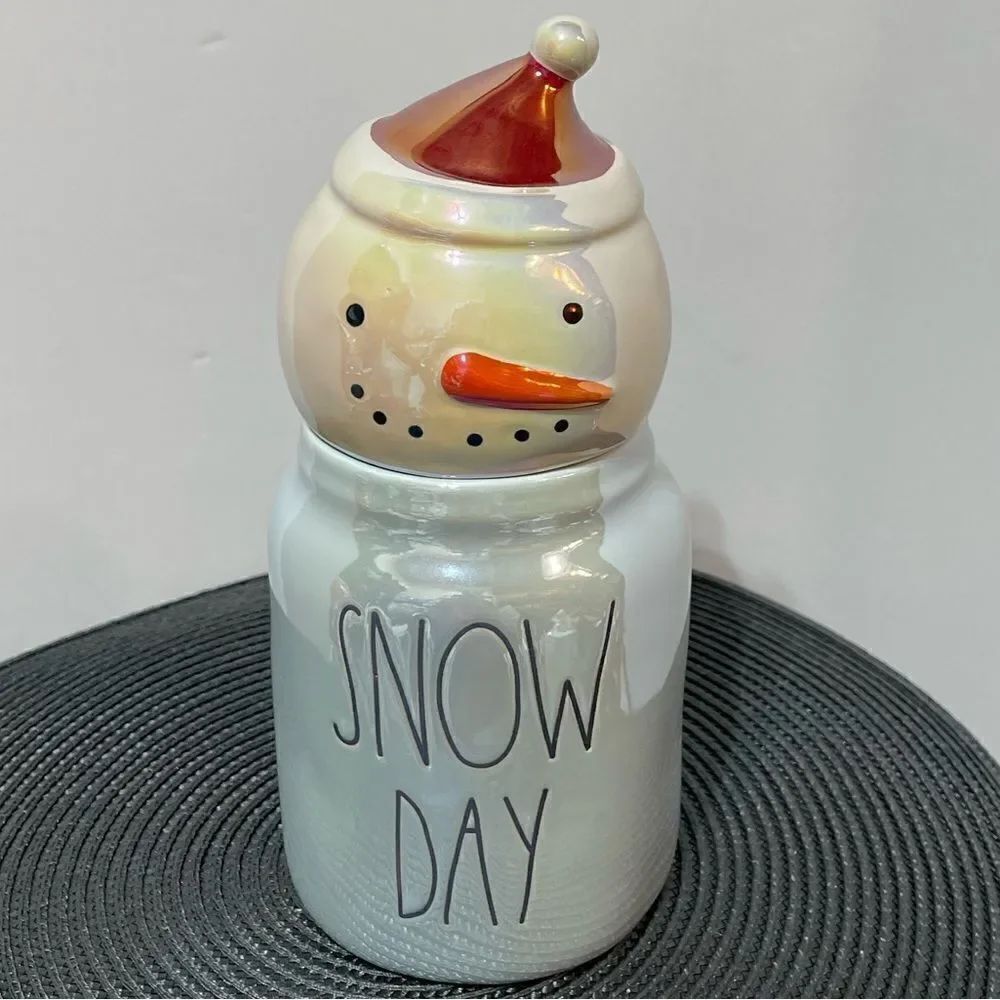 Rae Dunn Snow Day Snowman Canister with Removable Top NWT